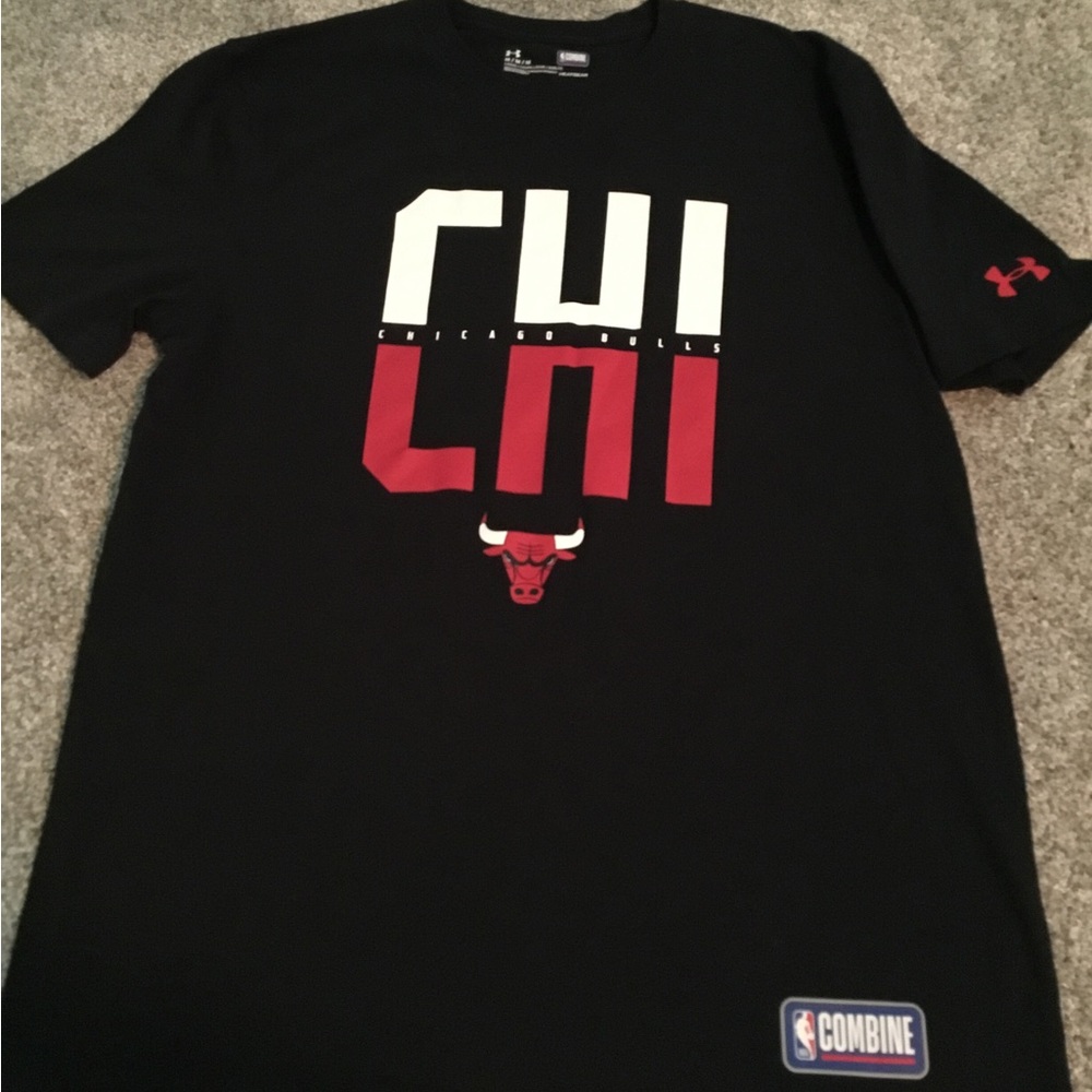 Under Armour Chicago Bulls shirt